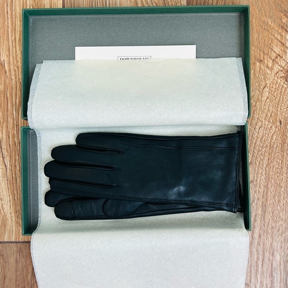 DOWNHOLME Leather Gloves Cashmere Lined Black Women's Small New In Box - Picture 1 of 9